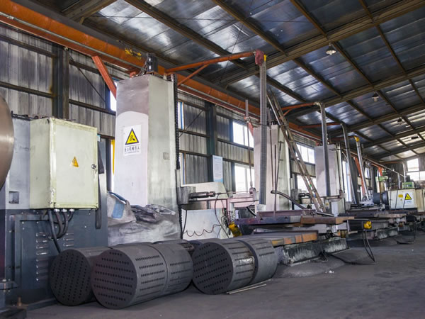 渤化石墨车间一角-1